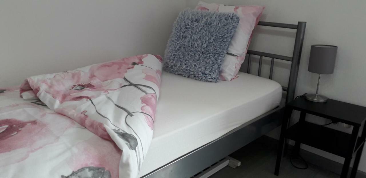 Au Chant Des Roches - Parking - Wifi - Terrasse - Chambres Familiales - סרפונטיין מראה חיצוני תמונה